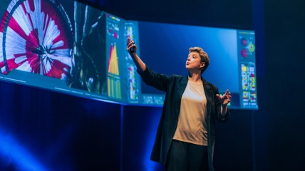 Theatervoorstelling - Hetty Helsmoortel -  'Missie 2022'